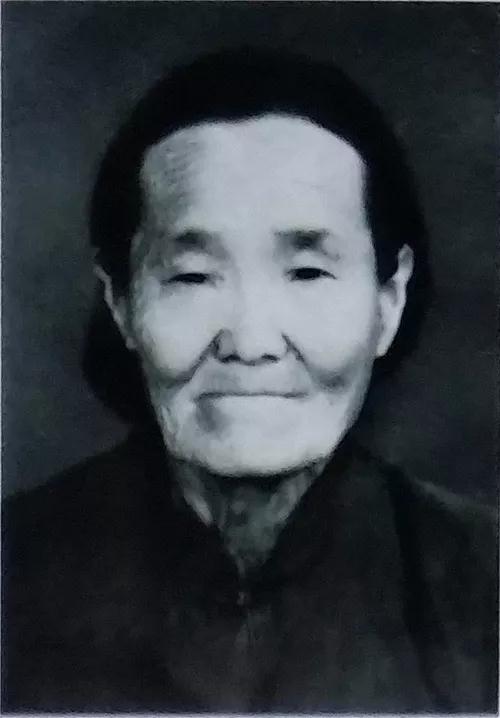 黃學英.jpg